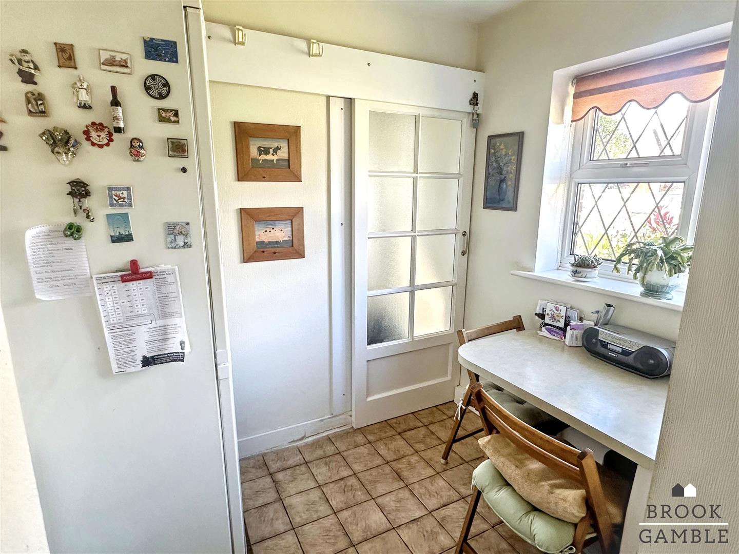 2 Bedroom House. Church Street in Eastbourne,  13